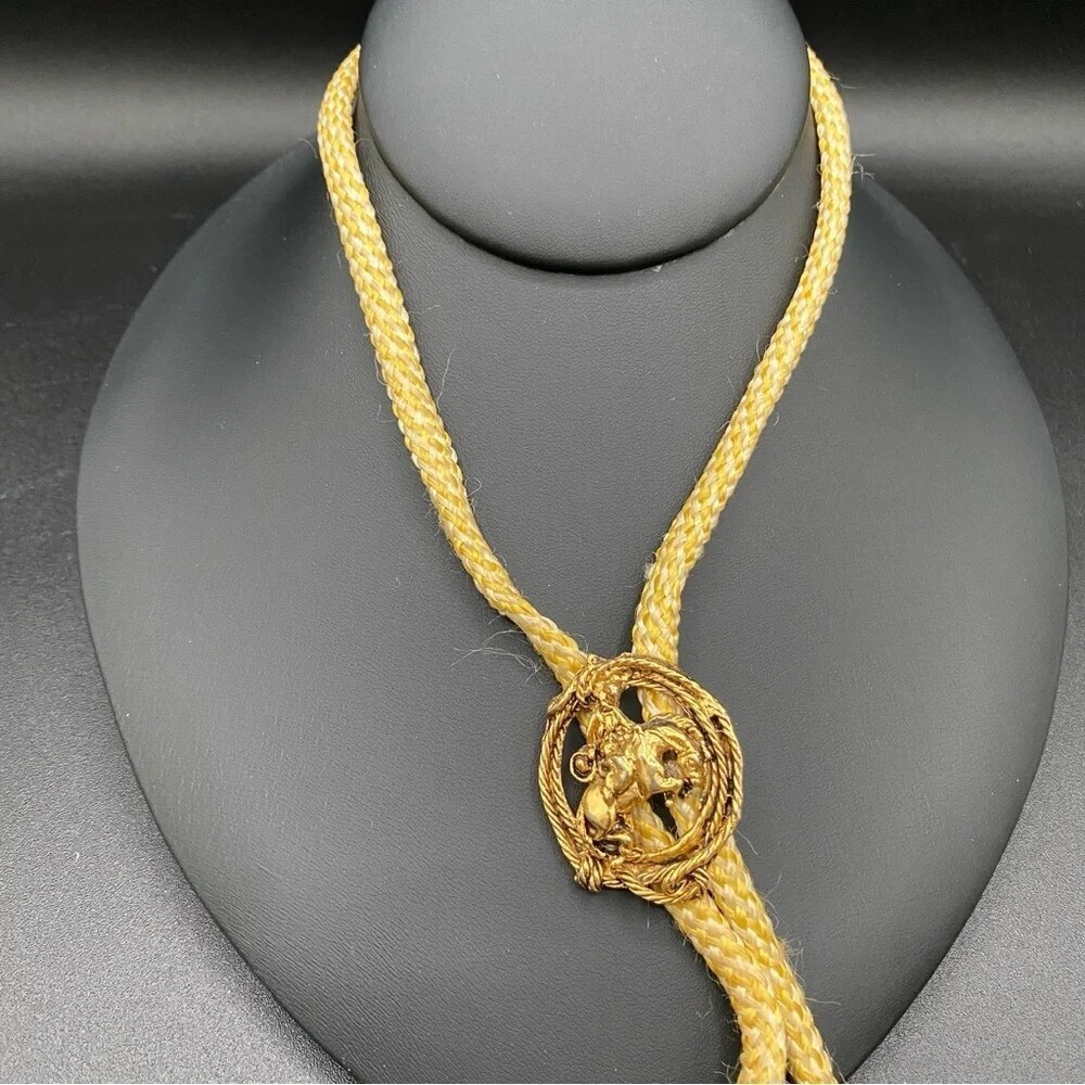 Bolo Tie Cowboy Riding Bronco - Vintage Western Wear - Picture 9 of 10